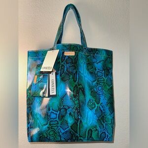 Consuela Cade Grab & Go Tote with Wristlet Keychain 💙💚